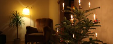 Célébration de Noël à la maison